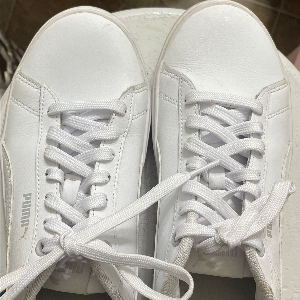 PUMA SMASH PLATFORM V2 L women’s size 8 triple white 373035 01 - Picture 2 of 7